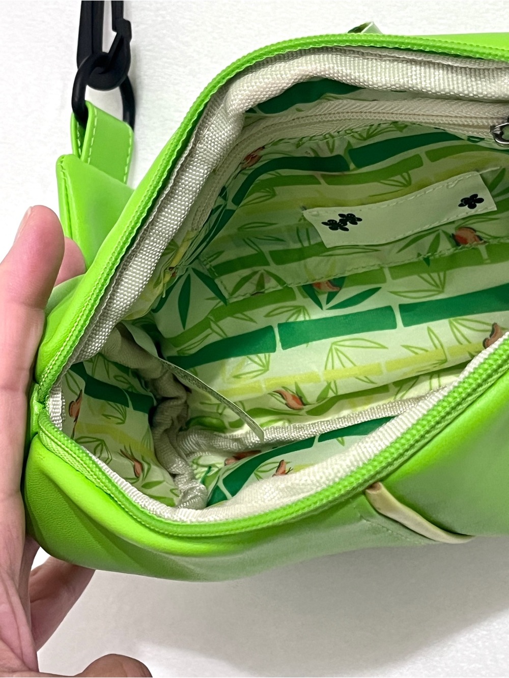 *Collectible*Official Girl Scout Reward Lime Green Panda Crossbody Cylinder Bag - Picture 6 of 8